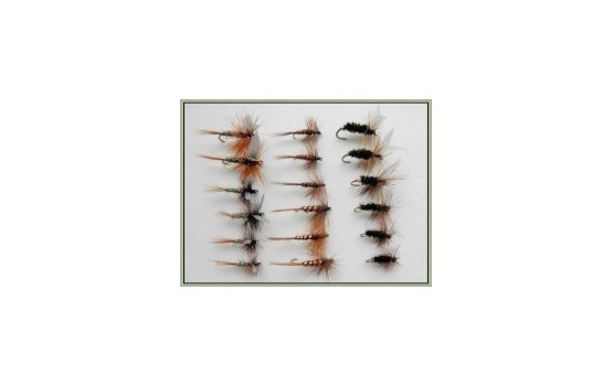 18 Dry Flies   Hares Ear Midge and Coachman